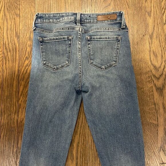 EUC! Treasure and Bond Distressed Mid-Rise Skinny Ankle Jeans - Size 24 - Picture 8 of 11